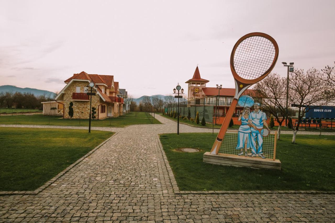 Publo Spa Hotel Vyshkove ภายนอก รูปภาพ